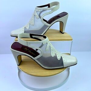 Stefani Couture Sz 8